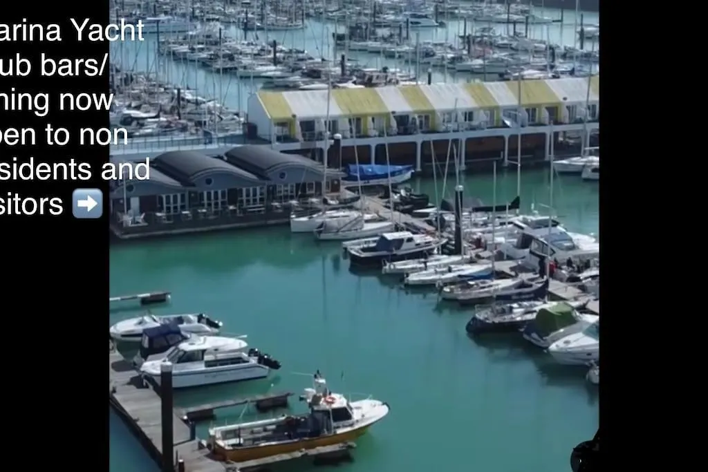 公寓 Marina Waves Apartment- Brighton, Free Parking, Patio, Ground-Floor Holiday Home, Sleeps 3